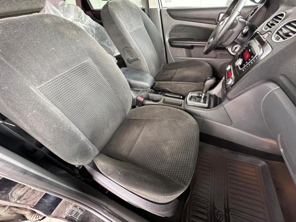 Ford Focus II с пробегом 2007 года, цена 399 000 рублей, 210965 км, седан, Автокод Объявления