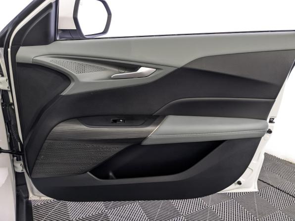 Changan Lamore с пробегом 2024 года, цена 2 319 000 рублей, 178 км, седан, Автокод Объявления