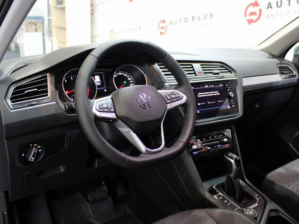 Volkswagen Tiguan II Рестайлинг с пробегом 2020 года, цена 3 139 000 рублей, 59427 км, внедорожник, Автокод Объявления