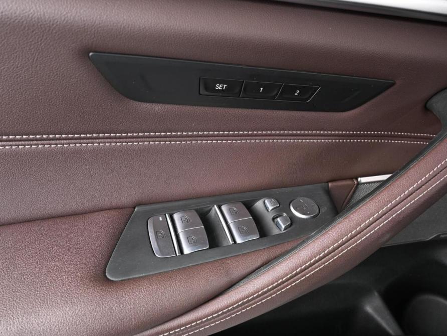 BMW 5 серии VII (G30/G31/G38) Рестайлинг Ростов-на-Дону  - изображение 19
