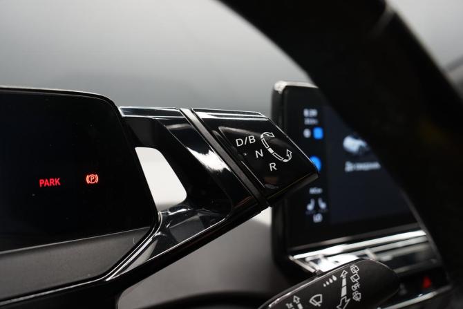 Volkswagen ID.3 I с пробегом 2020 года, цена 3 299 000 рублей, 80000 км, хэтчбек, Автокод Объявления