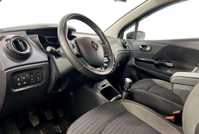 Renault Kaptur I с пробегом 2018 года, цена 1 670 000 рублей, 99135 км, внедорожник, Автокод Объявления