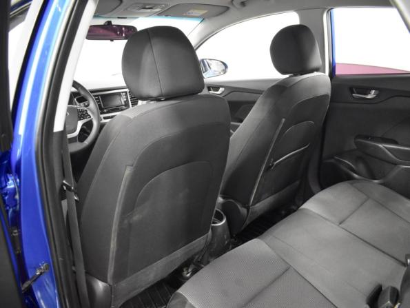 Hyundai Solaris II с пробегом 2017 года, цена 1 299 900 рублей, 82471 км, седан, Автокод Объявления