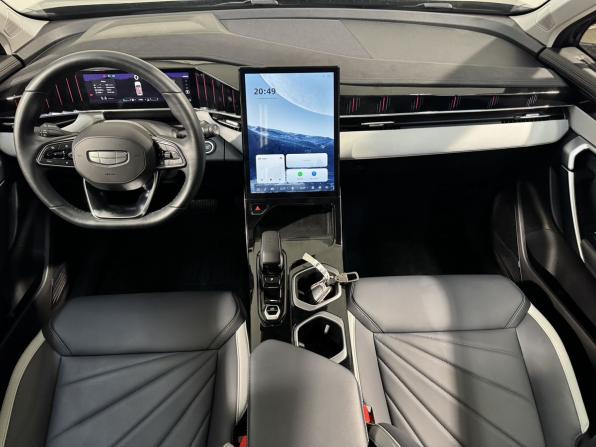 Geely Atlas II с пробегом 2024 года, цена 2 999 800 рублей, 21200 км, внедорожник, Автокод Объявления
