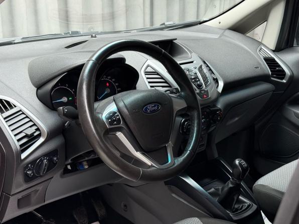 Ford EcoSport II с пробегом 2017 года, цена 1 299 000 рублей, 65897 км, внедорожник, Автокод Объявления