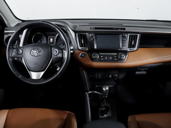 Toyota RAV4 IV (XA40) Рестайлинг с пробегом 2017 года, цена 2 449 000 рублей, 92896 км, внедорожник, Автокод Объявления