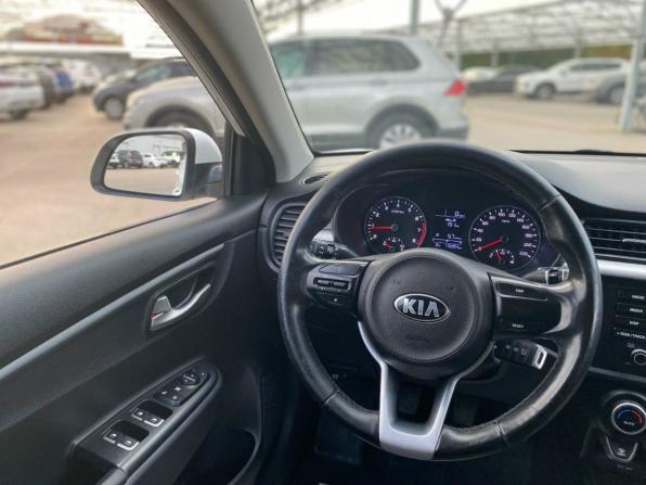 Kia Rio IV с пробегом 2017 года, цена 1 022 000 рублей, 170892 км, седан, Автокод Объявления