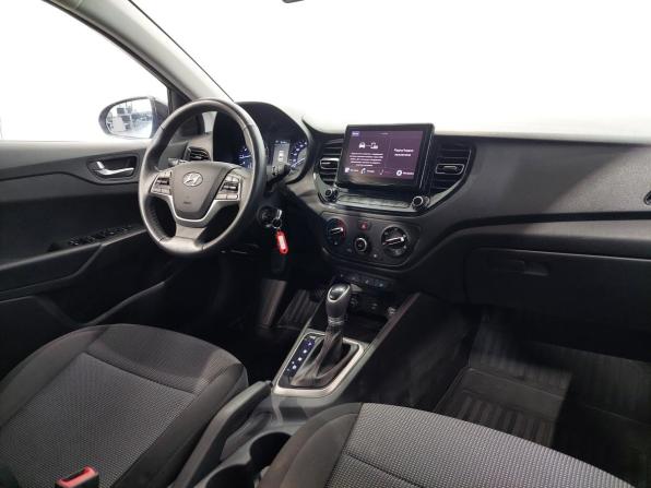 Hyundai Solaris II Рестайлинг с пробегом 2021 года, цена 1 520 000 рублей, 121430 км, седан, Автокод Объявления