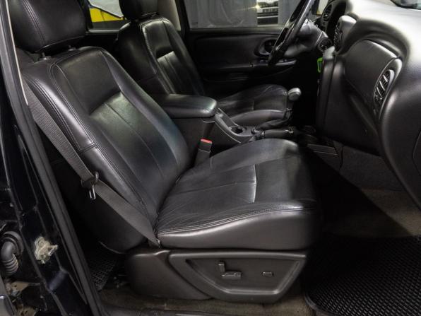 Chevrolet TrailBlazer I Рестайлинг с пробегом 2008 года, цена 949 000 рублей, 289334 км, внедорожник, Автокод Объявления