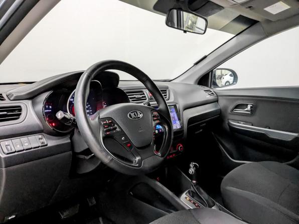 Kia Rio III Рестайлинг с пробегом 2016 года, цена 930 000 рублей, 197738 км, седан, Автокод Объявления