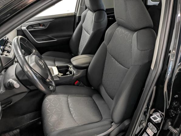 Toyota RAV4 V (XA50) с пробегом 2021 года, цена 3 700 000 рублей, 72310 км, внедорожник, Автокод Объявления