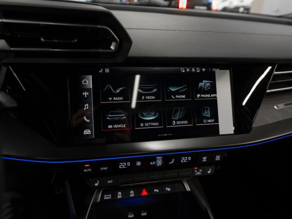 Audi A3 IV (8Y) Рестайлинг с пробегом 2025 года, цена 3 900 000 рублей, 10 км, хэтчбек, Автокод Объявления