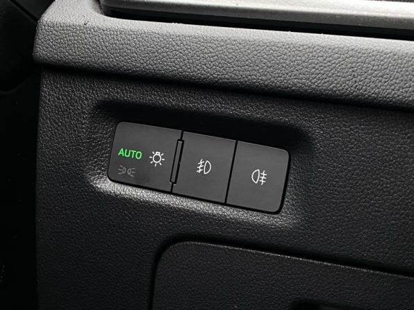 Skoda Octavia IV (A8) с пробегом 2021 года, цена 2 253 300 рублей, 65630 км, лифтбек, Автокод Объявления