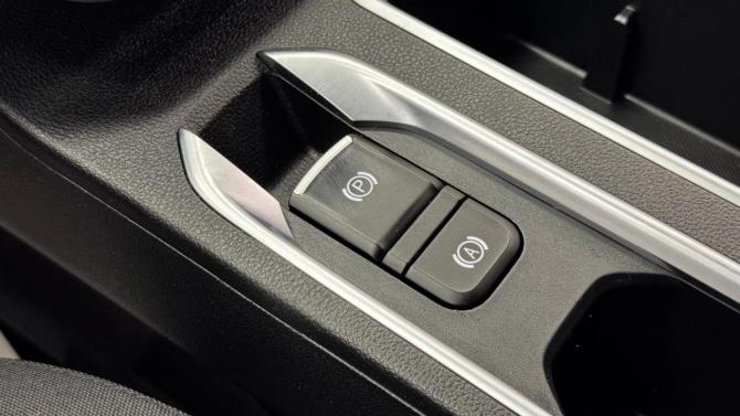Haval M6 II с пробегом 2023 года, цена 1 790 000 рублей, 50417 км, внедорожник, Автокод Объявления