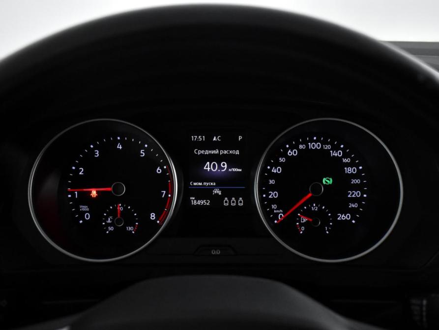 Volkswagen Tiguan II Рестайлинг Санкт-Петербург  - изображение 19