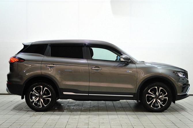 Geely Atlas Pro с пробегом 2023 года, цена 2 300 000 рублей, 12000 км, внедорожник, Автокод Объявления