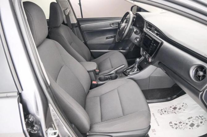 Toyota Corolla XI (E160 E170 E180) Рестайлинг 1 с пробегом 2018 года, цена 1 749 000 рублей, 126000 км, седан, Автокод Объявления