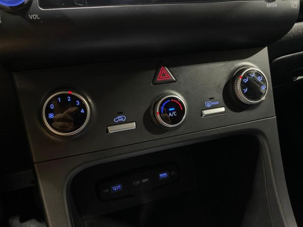 Hyundai Creta II с пробегом 2022 года, цена 2 400 000 рублей, 38003 км, внедорожник, Автокод Объявления