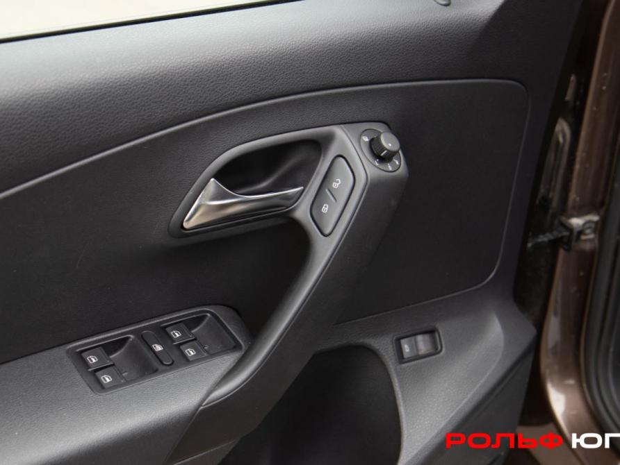 Volkswagen Polo V Рестайлинг Москва  - изображение 15