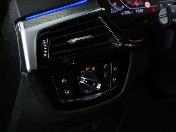 BMW 5 серии VII (G30/G31/G38) с пробегом 2019 года, цена 2 994 444 рубля, 245621 км, универсал, Автокод Объявления