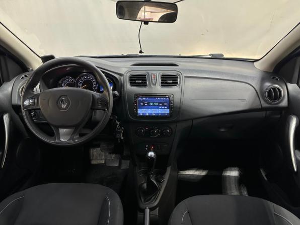 Renault Sandero II с пробегом 2018 года, цена 1 070 000 рублей, 100000 км, хэтчбек, Автокод Объявления