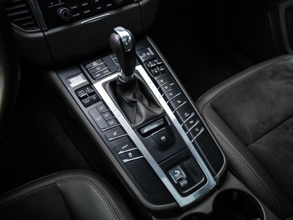 Porsche Macan I с пробегом 2017 года, цена 3 799 777 рублей, 47900 км, внедорожник, Автокод Объявления