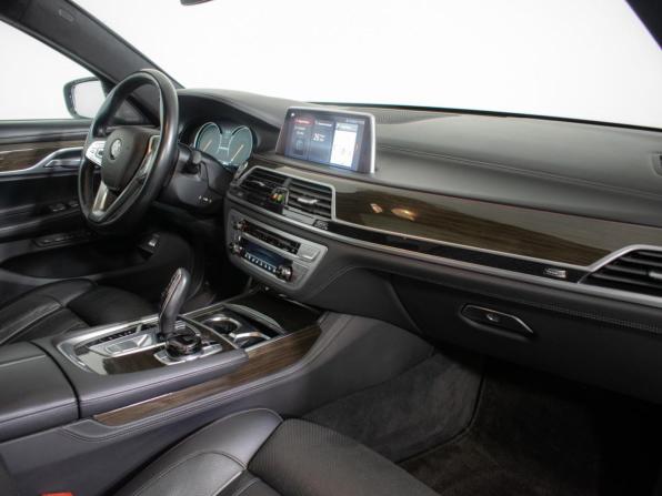BMW 7 серии VI (G11/G12) с пробегом 2018 года, цена 4 750 000 рублей, 111532 км, седан, Автокод Объявления