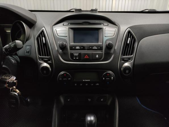 Hyundai ix35 I Рестайлинг с пробегом 2014 года, цена 1 320 000 рублей, 237700 км, внедорожник, Автокод Объявления