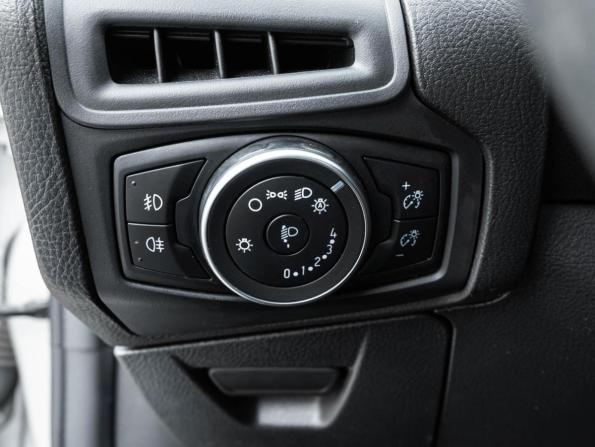 Ford Focus III Рестайлинг с пробегом 2018 года, цена 1 470 000 рублей, 171604 км, седан, Автокод Объявления