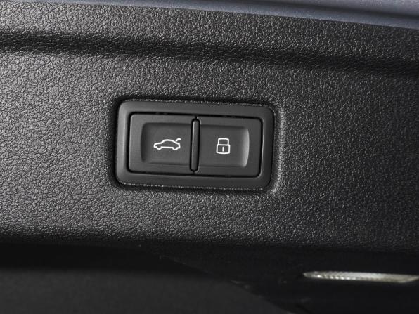 Audi A5 II (F5) Рестайлинг с пробегом 2020 года, цена 3 659 000 рублей, 78196 км, лифтбек, Автокод Объявления