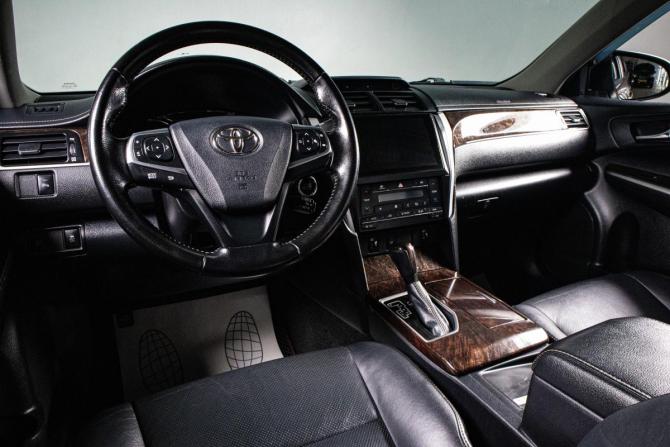 Toyota Camry VIII (XV70) с пробегом 2017 года, цена 2 729 000 рублей, 213000 км, седан, Автокод Объявления