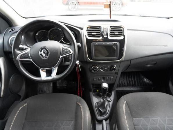 Renault Sandero II Рестайлинг с пробегом 2018 года, цена 1 349 000 рублей, 53007 км, хэтчбек, Автокод Объявления