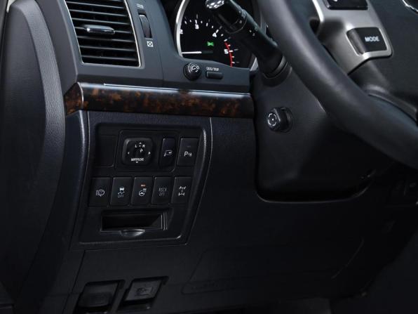 Toyota Land Cruiser 200 Series Рестайлинг 1 с пробегом 2013 года, цена 2 899 000 рублей, 188000 км, внедорожник, Автокод Объявления