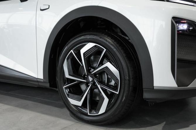 Новый Changan Deepal S07 I 2025 года, цена 5 828 250 рублей, внедорожник, Автокод Объявления
