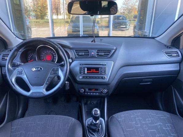 Kia Rio III Рестайлинг с пробегом 2016 года, цена 990 000 рублей, 157062 км, седан, Автокод Объявления
