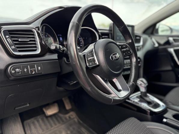 Kia Ceed III с пробегом 2019 года, цена 1 720 000 рублей, 59816 км, хэтчбек, Автокод Объявления