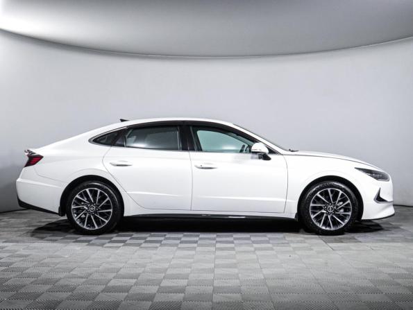 Hyundai Sonata VIII (DN8) с пробегом 2021 года, цена 2 990 000 рублей, 42337 км, седан, Автокод Объявления