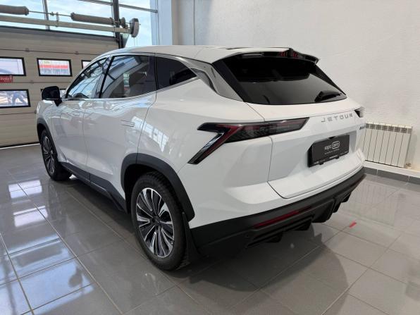 JETOUR DASHING I с пробегом 2023 года, цена 1 900 000 рублей, 41899 км, внедорожник, Автокод Объявления