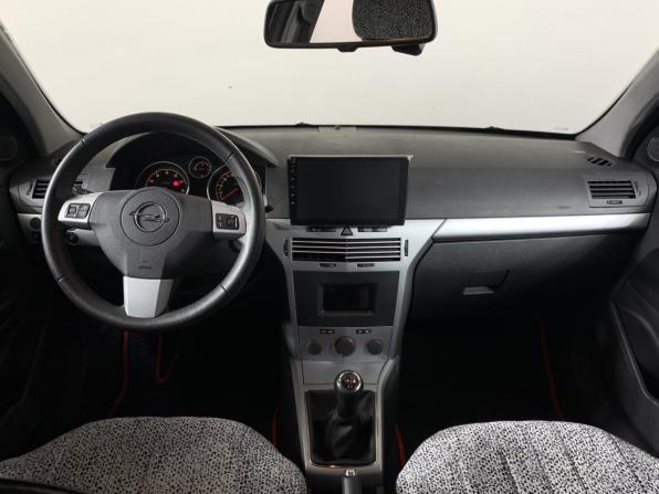 Opel Astra H Рестайлинг с пробегом 2012 года, цена 920 000 рублей, 63962 км, хэтчбек, Автокод Объявления