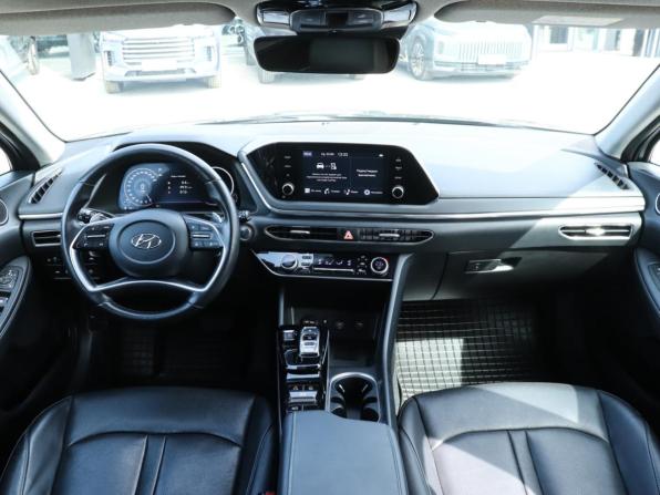 Hyundai Sonata VIII (DN8) с пробегом 2022 года, цена 2 710 000 рублей, 68300 км, седан, Автокод Объявления