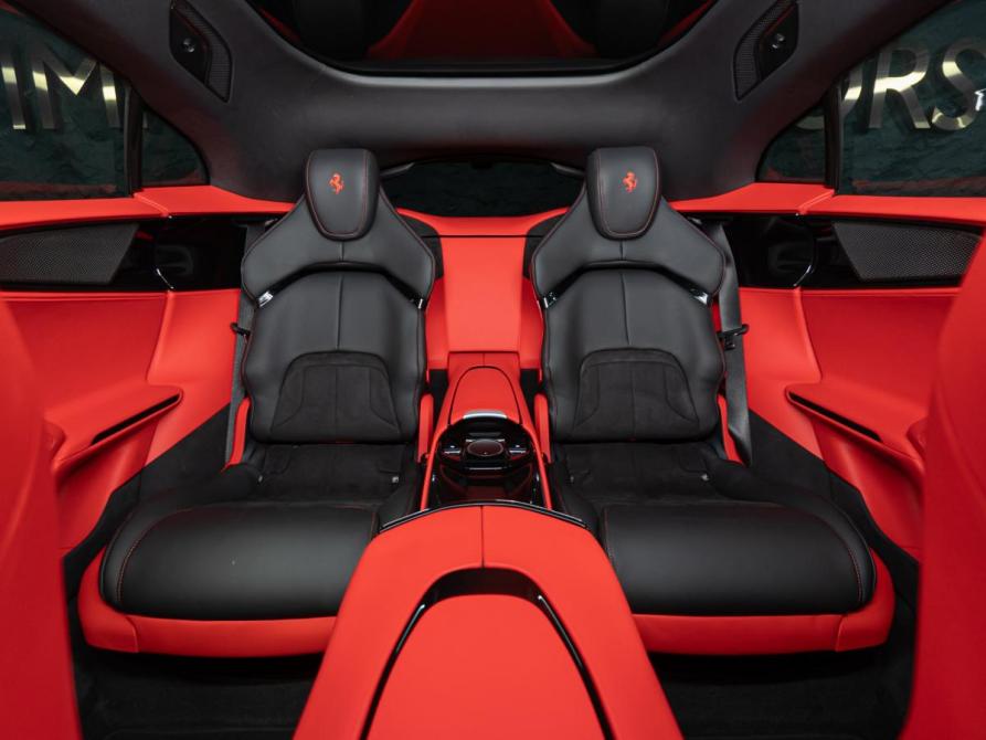 Ferrari Purosangue Москва  - изображение 30