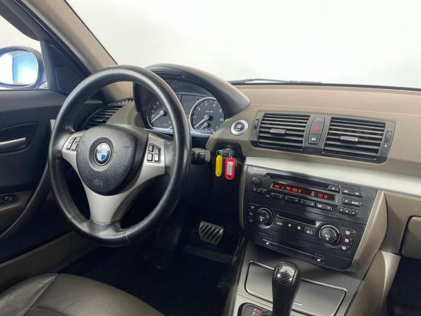 BMW 1 серии I (E81/E82/E87/E88) с пробегом 2005 года, цена 700 000 рублей, 252570 км, хэтчбек, Автокод Объявления