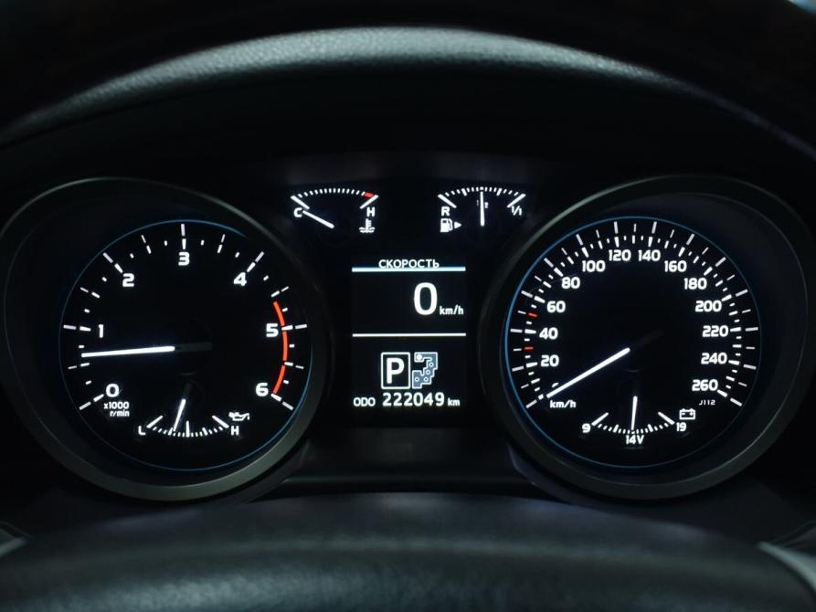 Toyota Land Cruiser 200 Series Рестайлинг 1 Кемерово  - изображение 11