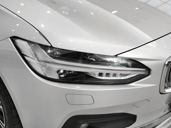 Volvo S90 II Рестайлинг с пробегом 2020 года, цена 2 950 000 рублей, 127129 км, седан, Автокод Объявления