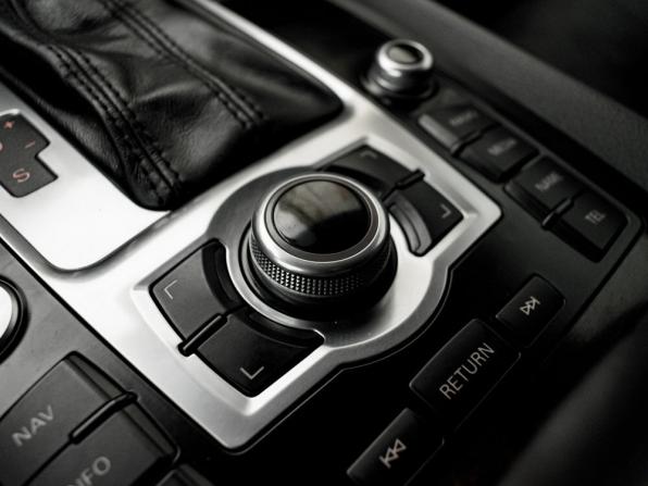 Audi Q7 I (4L) Рестайлинг с пробегом 2014 года, цена 2 000 000 рублей, 308755 км, внедорожник, Автокод Объявления