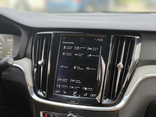 Volvo V60 Cross Country II с пробегом 2019 года, цена 3 050 000 рублей, 161476 км, универсал, Автокод Объявления