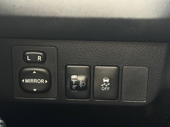 Toyota RAV4 IV (XA40) с пробегом 2014 года, цена 1 818 000 рублей, 174805 км, внедорожник, Автокод Объявления