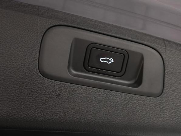 Geely Coolray I Рестайлинг с пробегом 2023 года, цена 2 050 000 рублей, 56000 км, внедорожник, Автокод Объявления