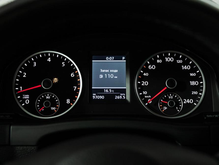 Volkswagen Tiguan I Рестайлинг Санкт-Петербург  - изображение 12