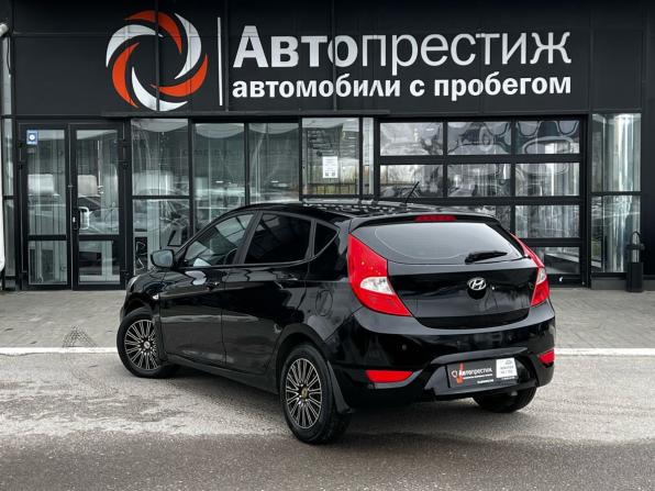 Hyundai Solaris I с пробегом 2012 года, цена 830 000 рублей, 165738 км, седан, Автокод Объявления